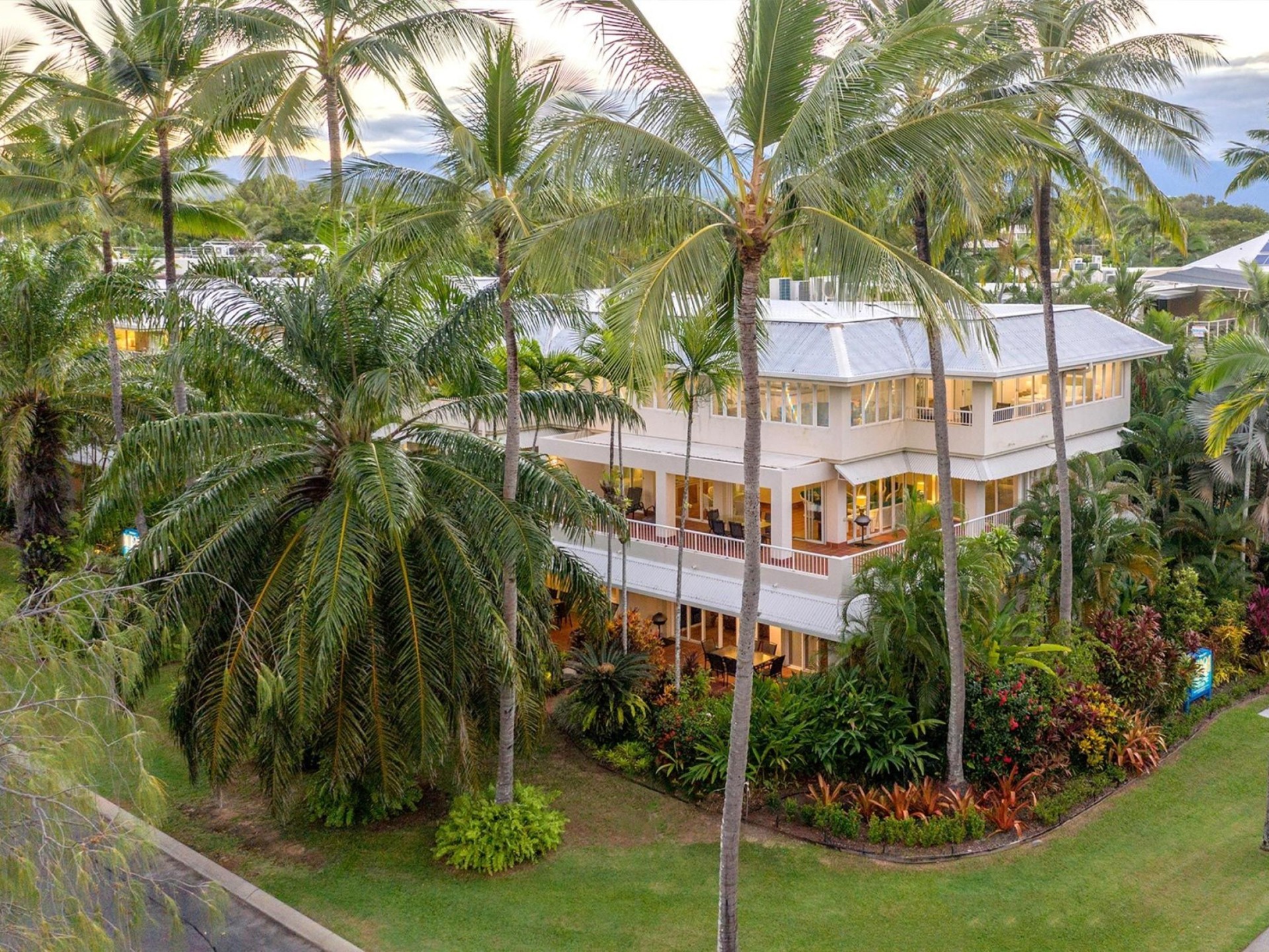 ap-fl-feb23-listing-3