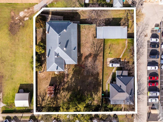 ap-oct25-featuredlisting-6