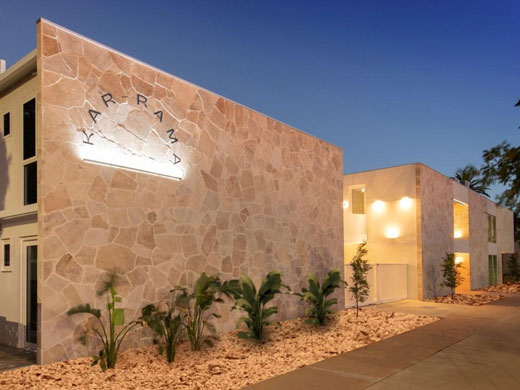 ap-oct25-featuredlisting-8